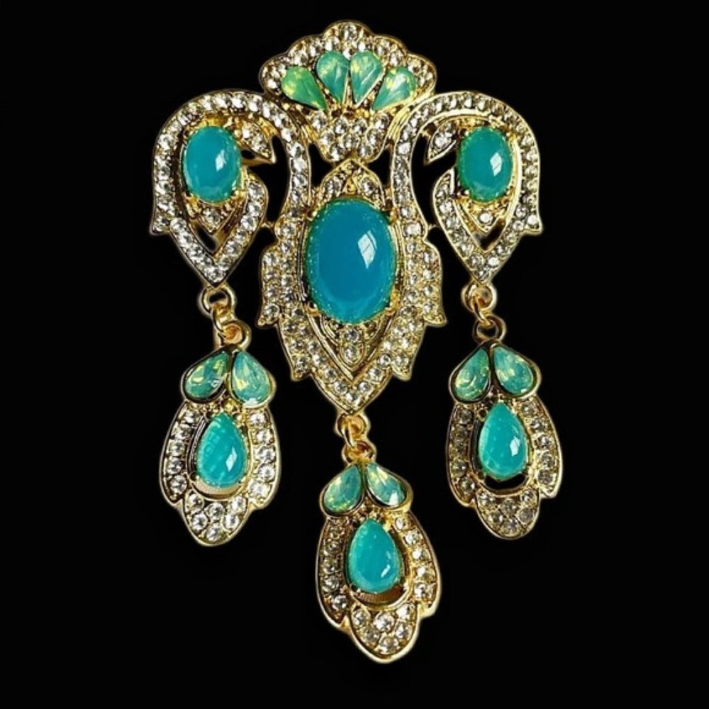 ✨ Beautiful Large Chandelier Cabochon Brooch